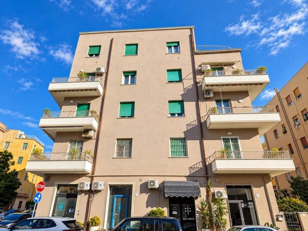 appartamento in vendita a Roma in zona Ostia