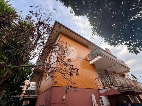 appartamento in vendita a Roma in zona La Pisana