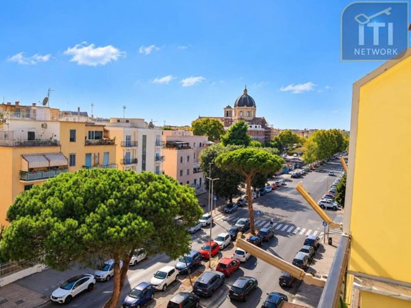 appartamento in vendita a Roma in zona Ostia