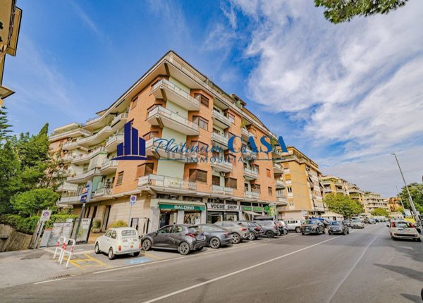 appartamento in vendita a Roma in zona Tor di Quinto