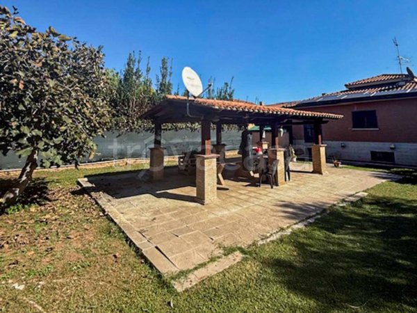 casa indipendente in vendita a Roma in zona Giuliano Dalmata