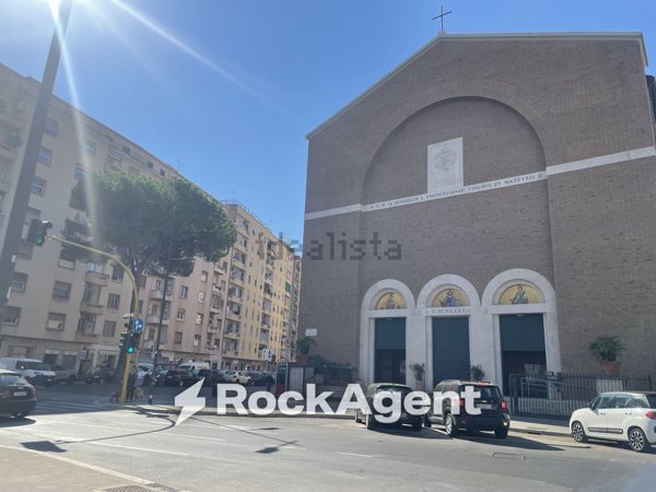 locale di sgombero in vendita a Roma in zona Trieste