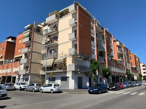 appartamento in vendita a Roma in zona Ostia