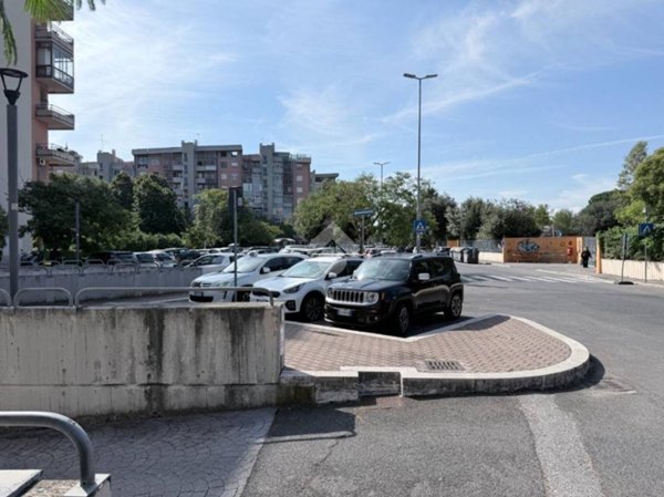 appartamento in vendita a Roma in zona Prenestino-Labicano