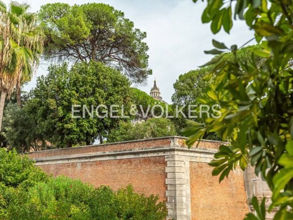 appartamento in vendita a Roma in zona Aurelio