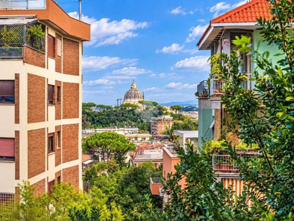 appartamento in vendita a Roma in zona Aurelio