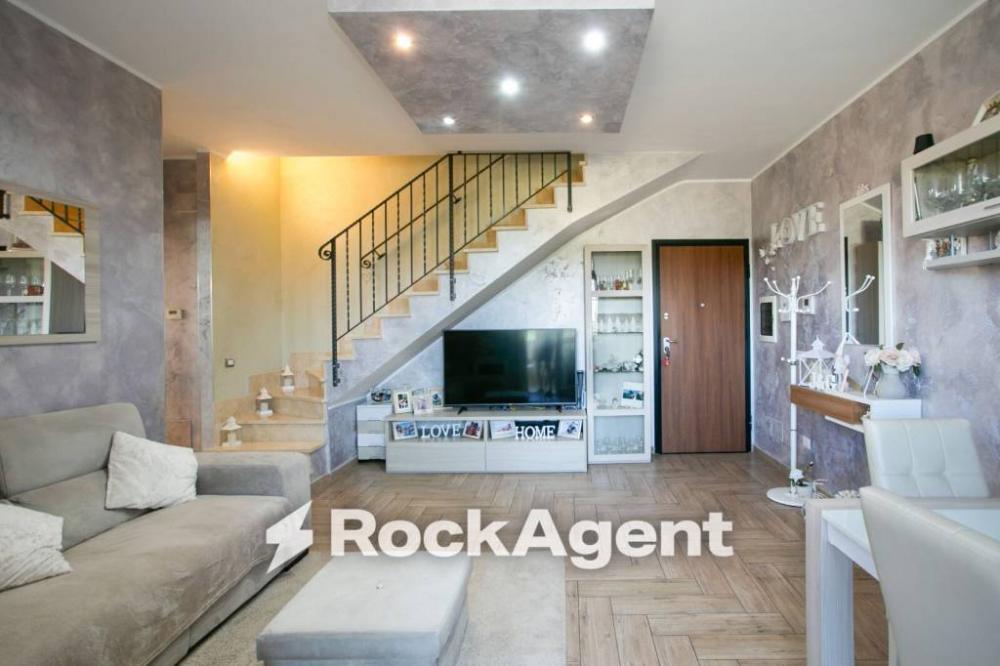 appartamento in vendita a Roma in zona Selva Candida