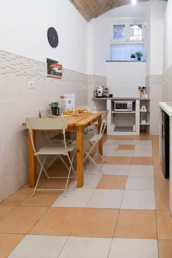 appartamento in vendita a Roma in zona Castro Pretorio