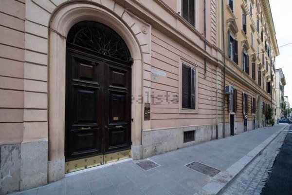 appartamento in vendita a Roma in zona Castro Pretorio