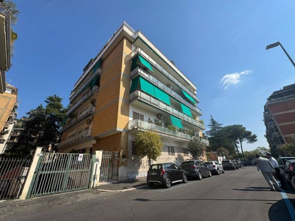 appartamento in vendita a Roma in zona Trieste