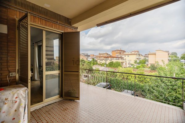 appartamento in vendita a Roma in zona Massimina/Casal Lumbroso