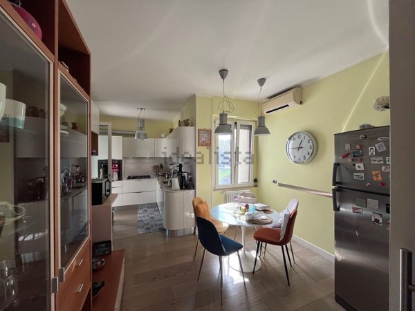 appartamento in vendita a Roma in zona EUR