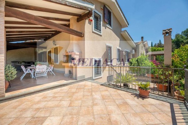 casa indipendente in vendita a Roma in zona La Storta