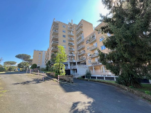 appartamento in vendita a Roma in zona Labaro