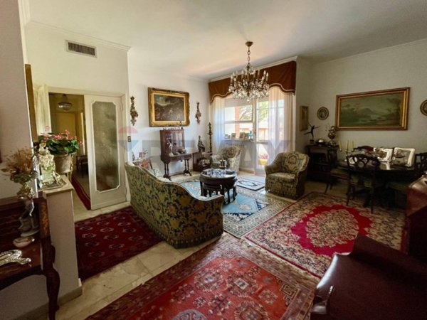 appartamento in vendita a Roma in zona EUR
