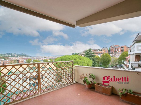 appartamento in vendita a Roma in zona Aurelio