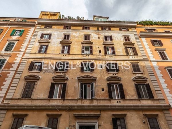 appartamento in vendita a Roma in zona Esquilino
