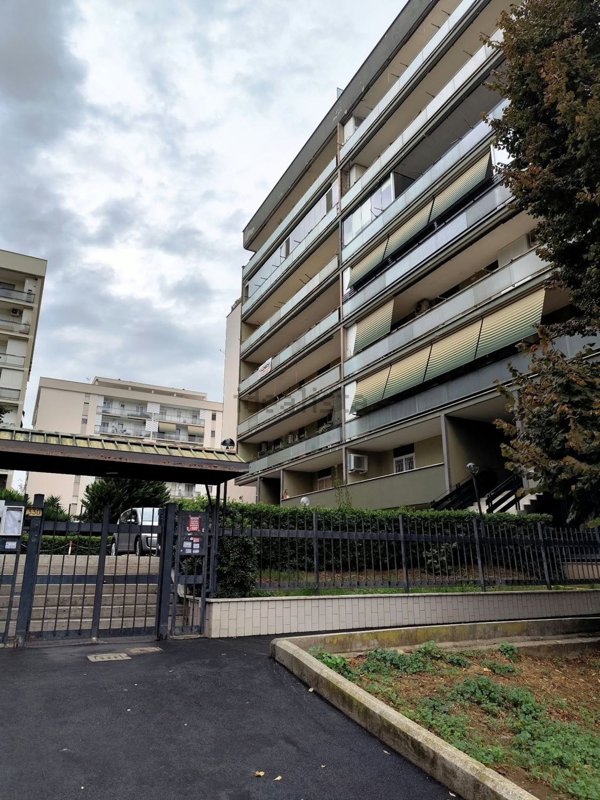 appartamento in vendita a Roma in zona Torrino