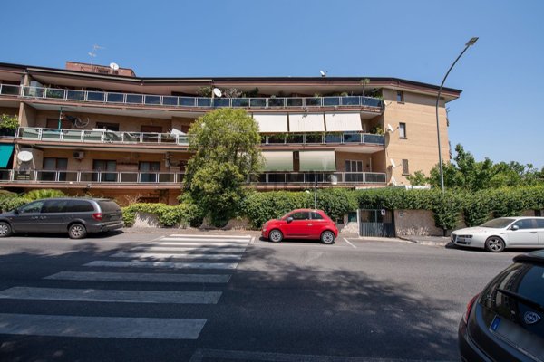 appartamento in vendita a Roma in zona Gianicolense