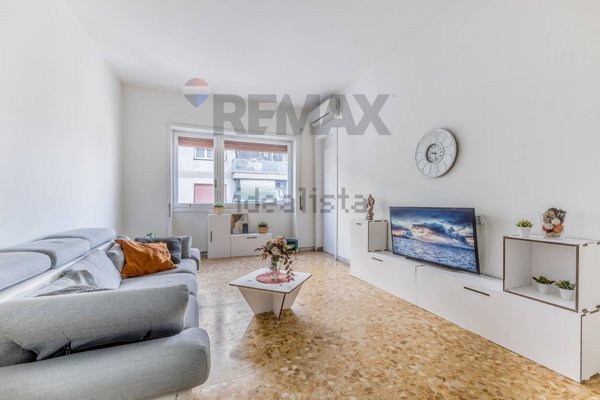 appartamento in vendita a Roma in zona Monte Sacro/Talenti