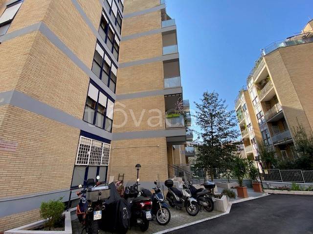 appartamento in vendita a Roma in zona Della Vittoria
