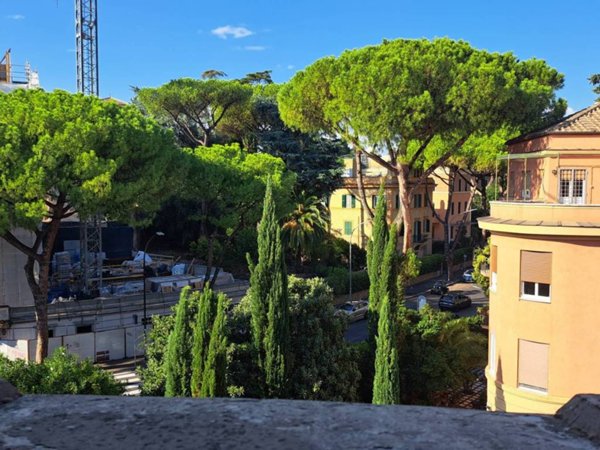 appartamento in vendita a Roma in zona San Saba - Ripa
