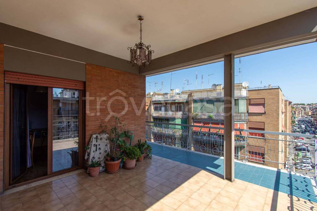 appartamento in vendita a Roma in zona Portuense