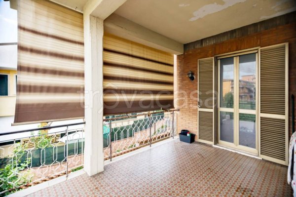 appartamento in vendita a Roma in zona Massimina/Casal Lumbroso