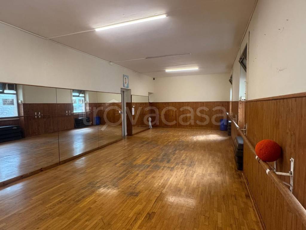 appartamento in vendita a Roma in zona Ostia