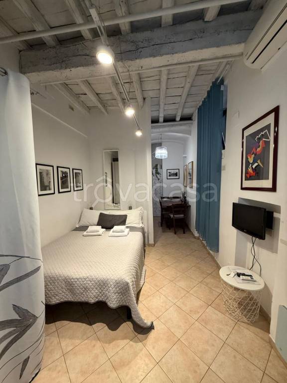 appartamento in vendita a Roma in zona Parione/Sant'Eustachio