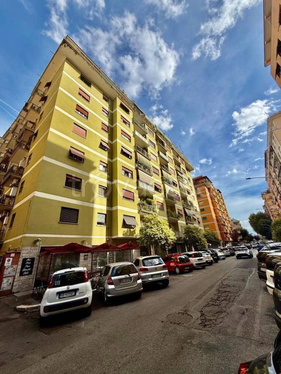 appartamento in vendita a Roma in zona Portuense