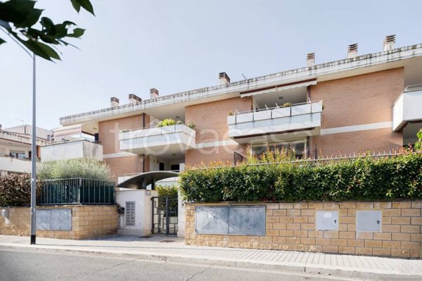 appartamento in vendita a Roma in zona Cinquina