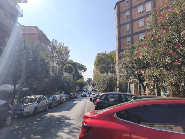 appartamento in vendita a Roma in zona Portuense