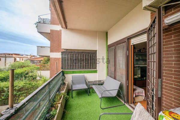 appartamento in vendita a Roma in zona Labaro