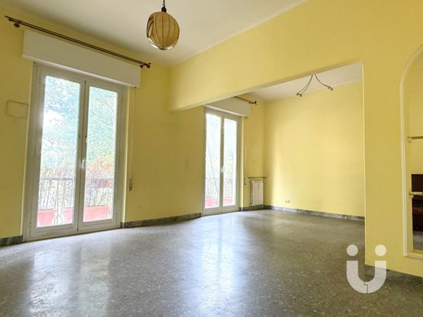 appartamento in vendita a Roma in zona Ardeatino