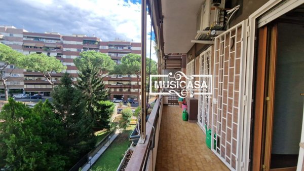 appartamento in vendita a Roma in zona EUR