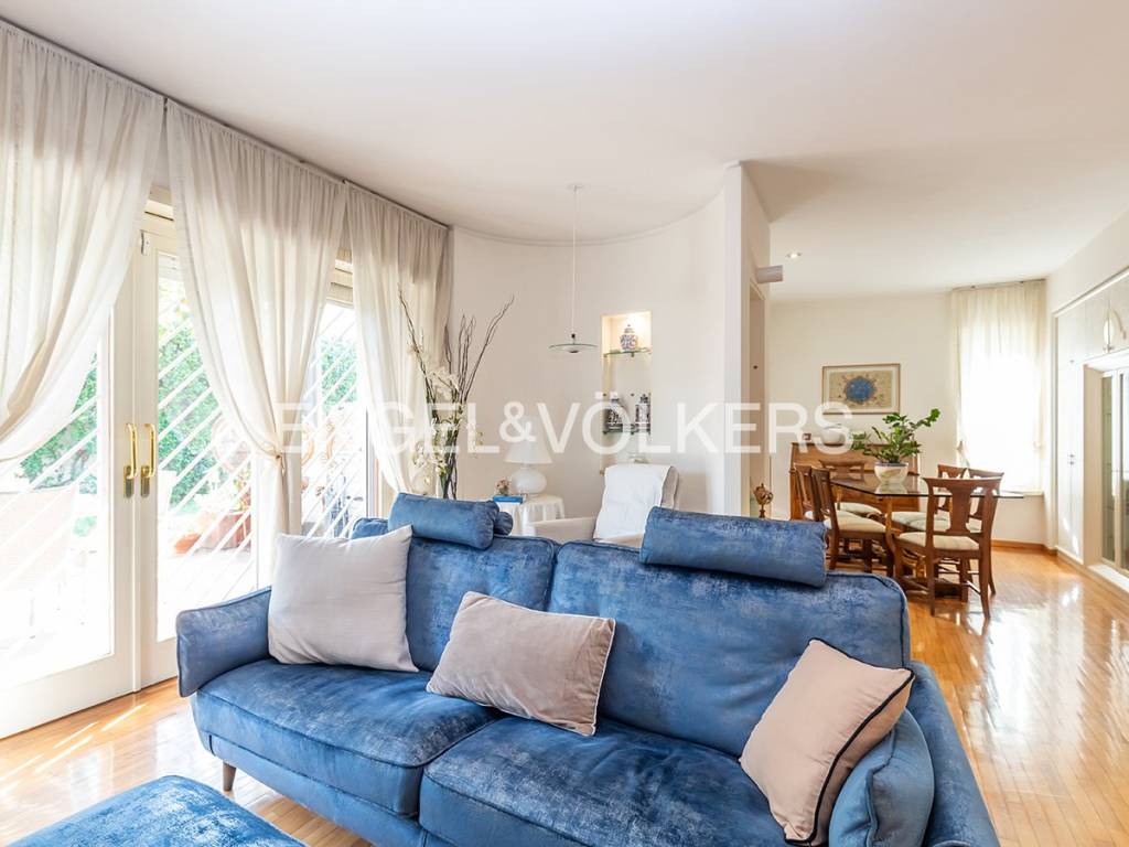 casa indipendente in vendita a Roma in zona Torrino