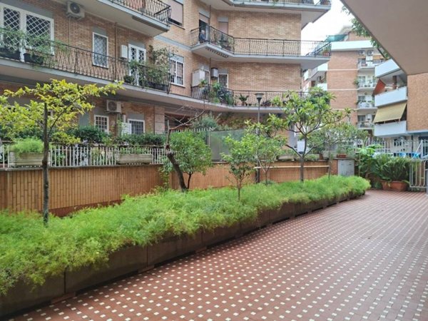 appartamento in vendita a Roma in zona Monte Sacro/Talenti