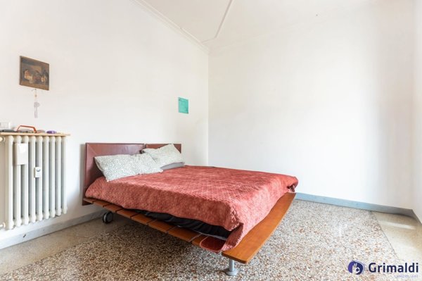 appartamento in vendita a Roma in zona Appio Latino