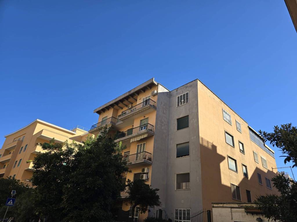 appartamento in vendita a Roma in zona Nomentano