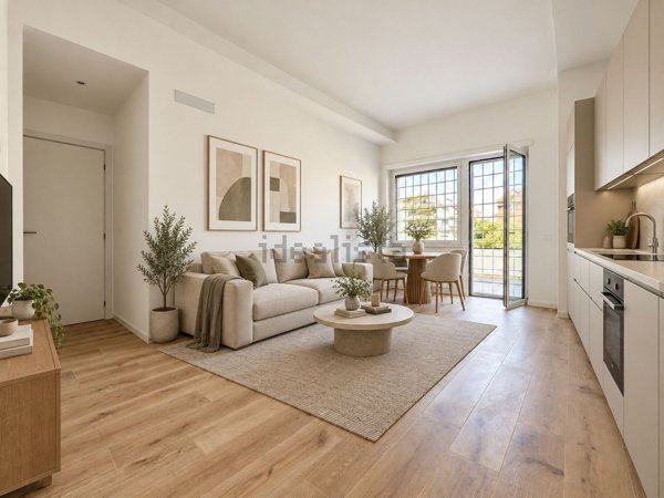 appartamento in vendita a Roma in zona EUR