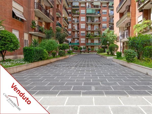 appartamento in vendita a Roma in zona Don Bosco