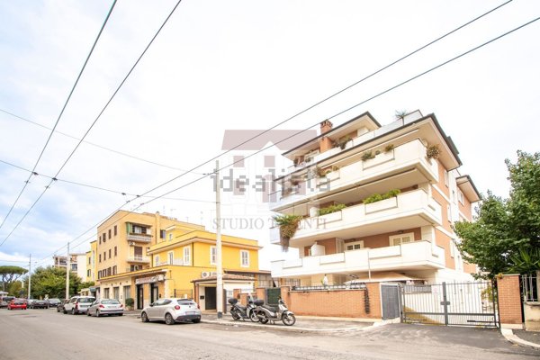 appartamento in vendita a Roma in zona Monte Sacro/Talenti