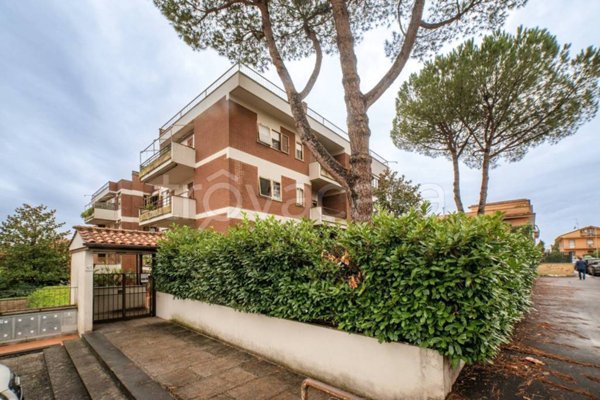 appartamento in vendita a Roma in zona Labaro