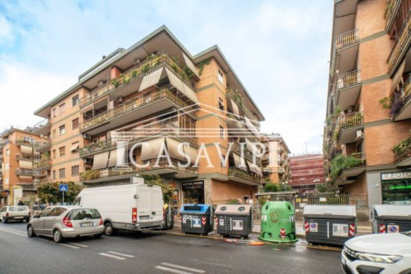 appartamento in vendita a Roma in zona Prenestino-Labicano