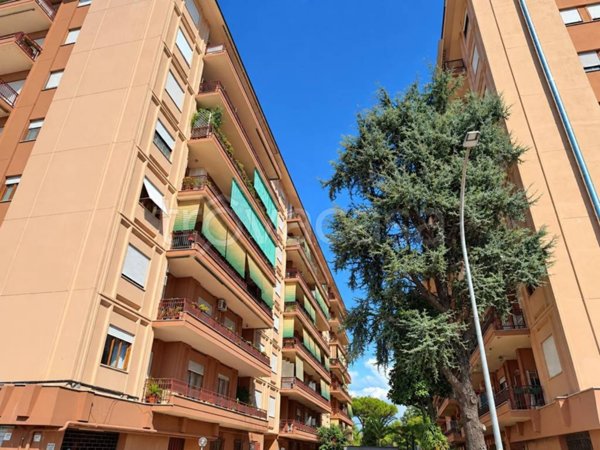 appartamento in vendita a Roma in zona Collatino
