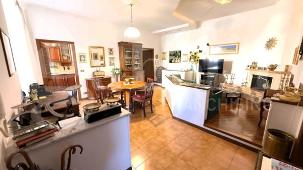 appartamento in vendita a Roma in zona Castro Pretorio