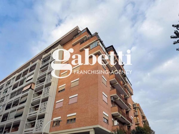 appartamento in vendita a Roma in zona Collatino