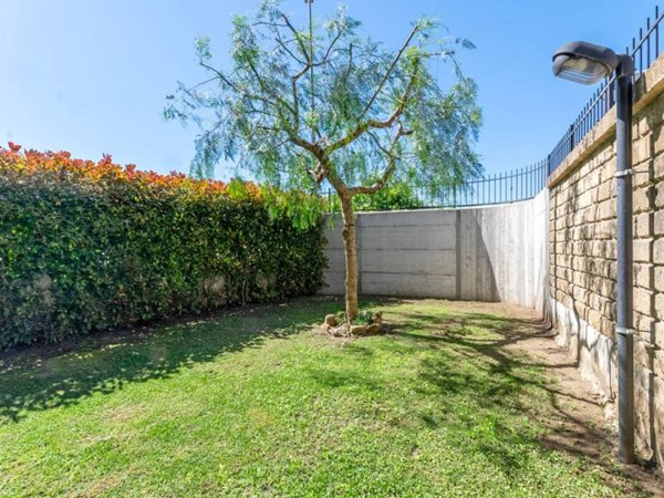 appartamento in vendita a Roma in zona Selva Candida