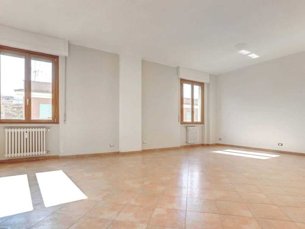 appartamento in vendita a Roma in zona Appio Latino